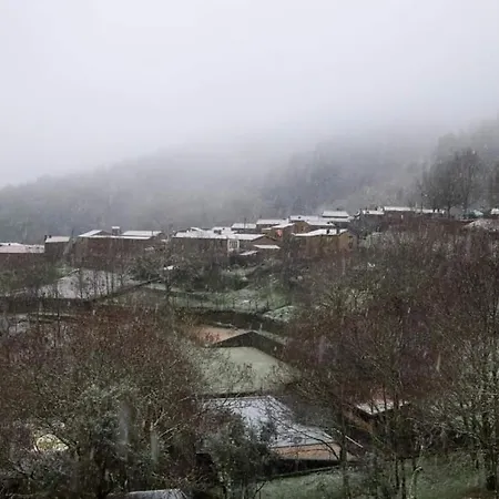 Holiday home Casa Catraia No Pulmao Da Serra Da Lousa Gondramaz
