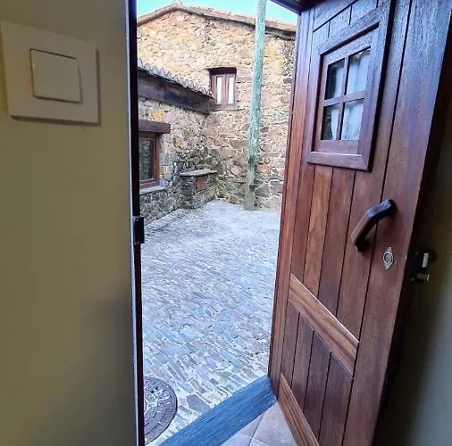 Casa Catraia No Pulmao Da Serra Da Lousa *