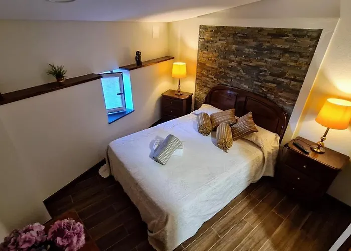 Casa Catraia No Pulmao Da Serra Da Lousa Hébergement de vacances *